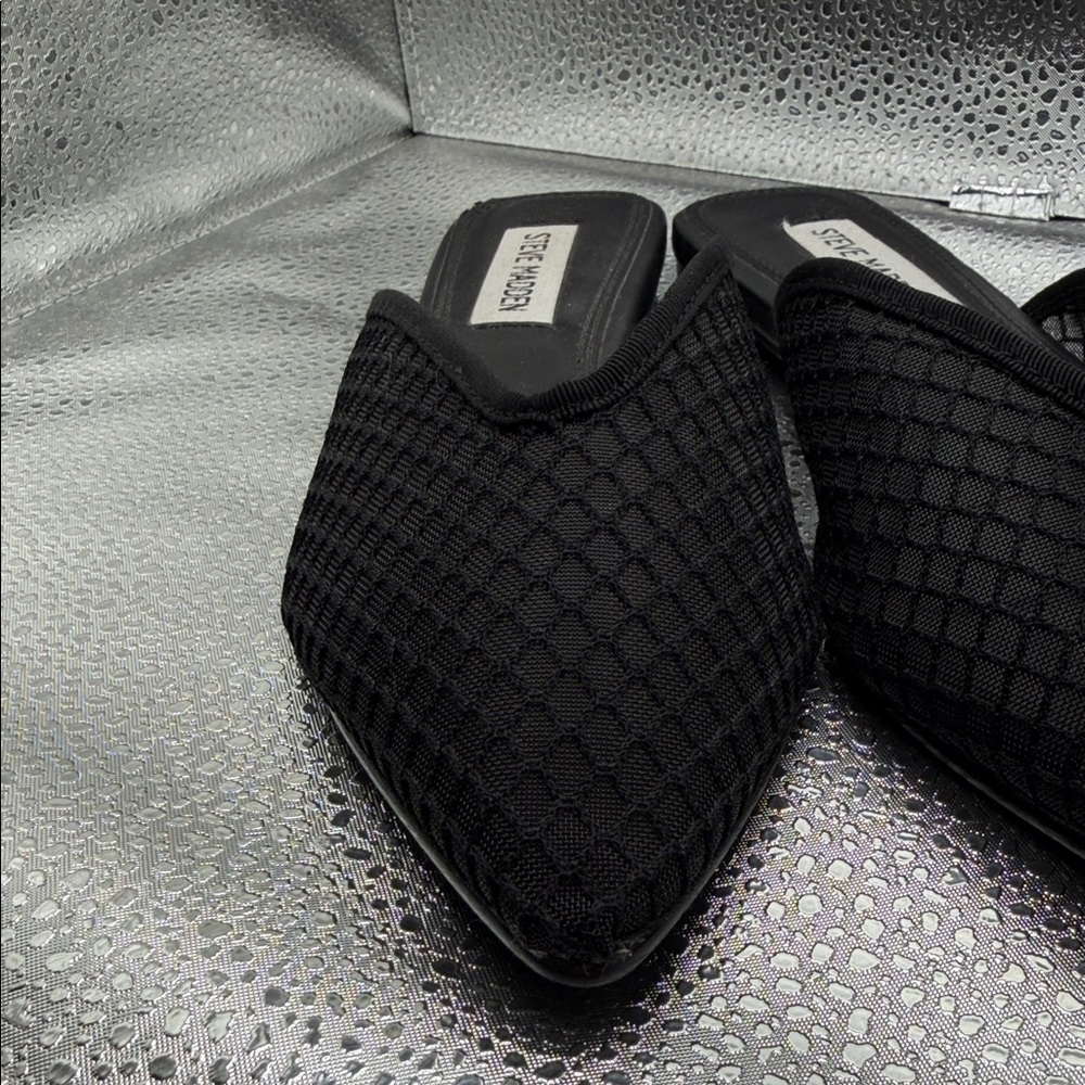 Steve Madden KINDRA Women's Textured Black Mules - Picture 5 of 5